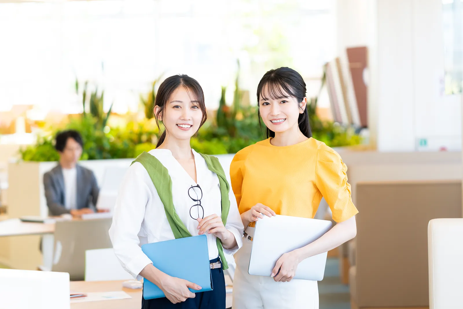 ReadyCareerの左の背景写真