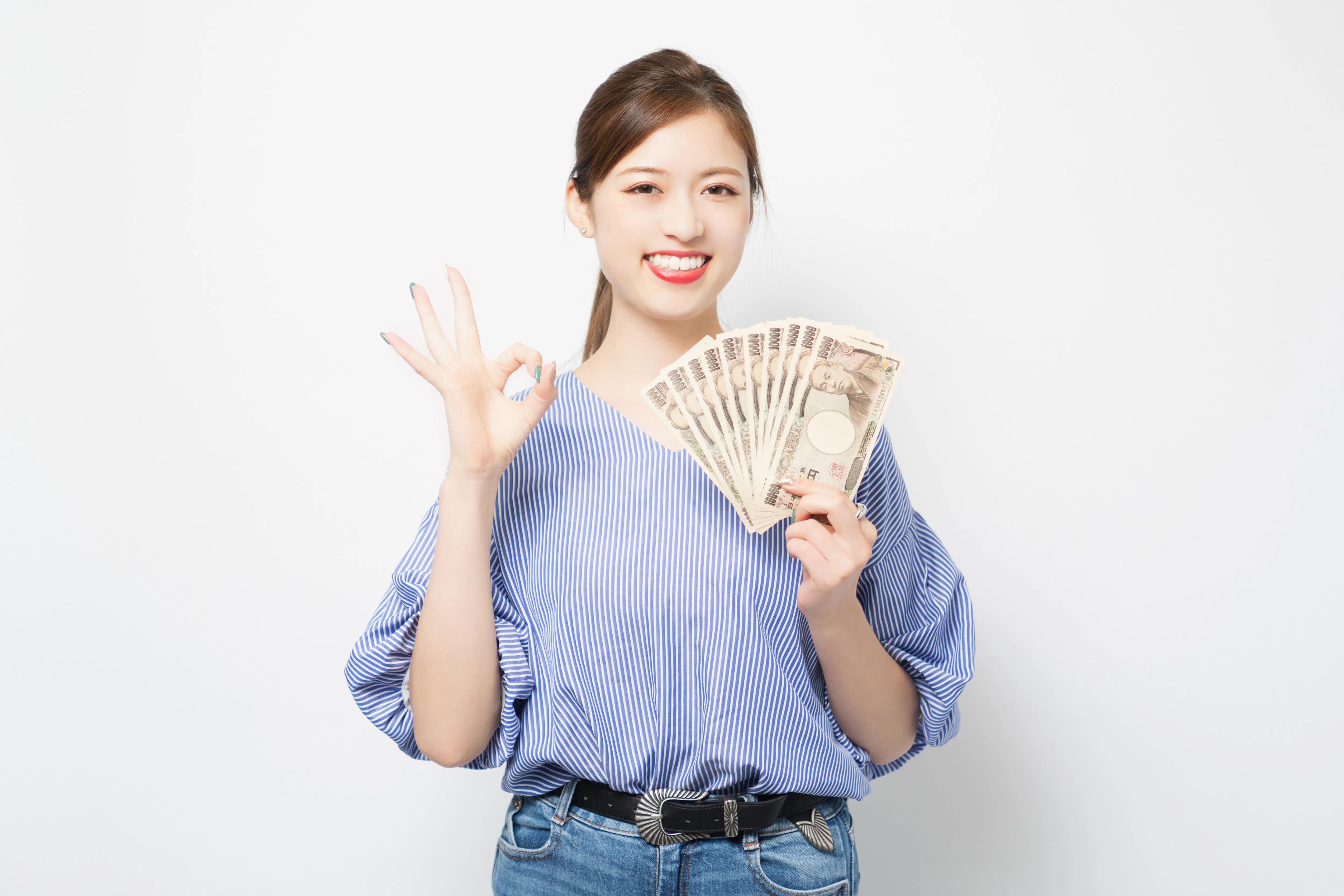 貿易事務の平均年収について